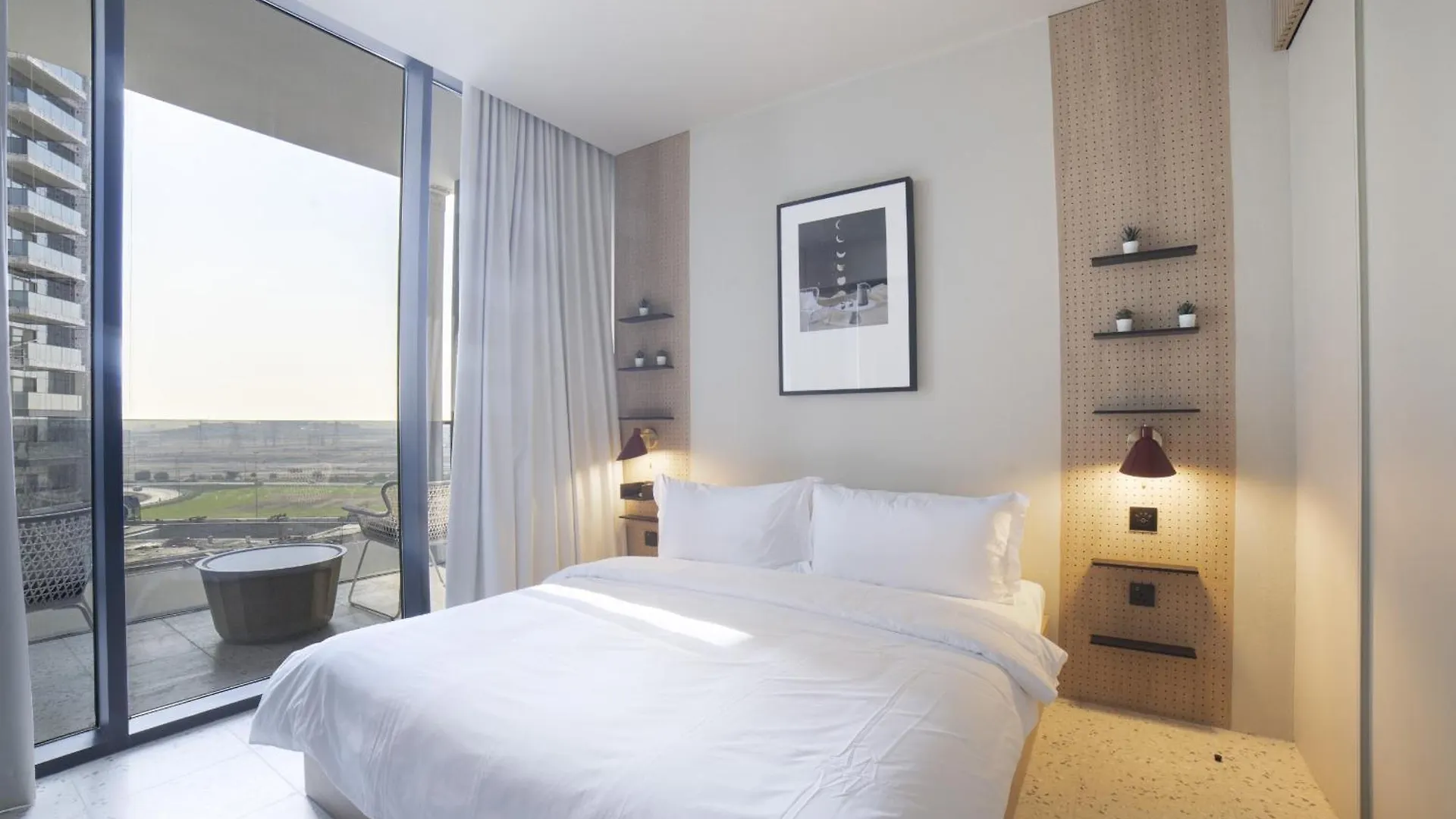 Executive 1 Bedroom At Upside Living, Business Travel Ready Dubai